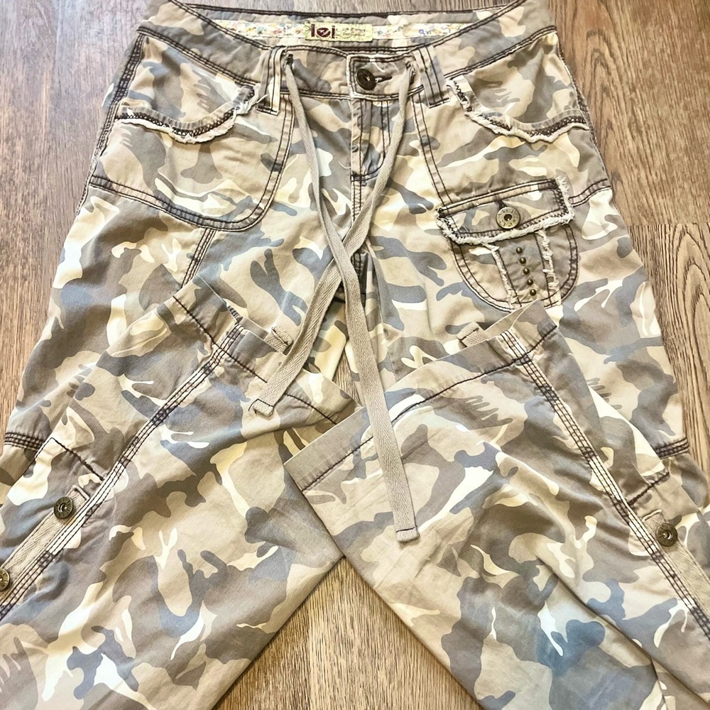 Y2K cargo pants